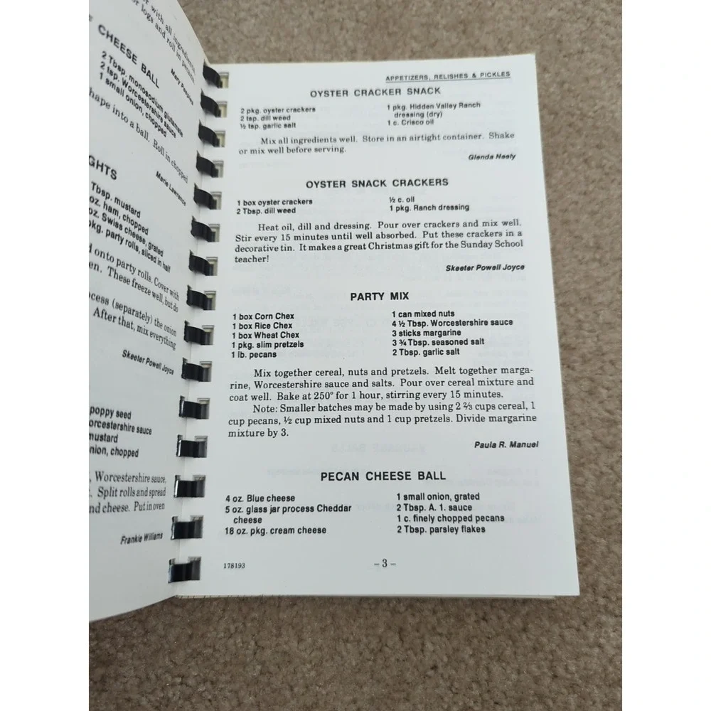 Stoneville Pentecostal Holiness Church‎ Stoneville North Carolina Cookbook 1993